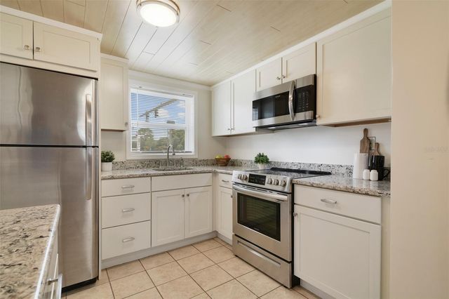 1012 W FAIRBANKS AVENUE, Orlando, FL 32804