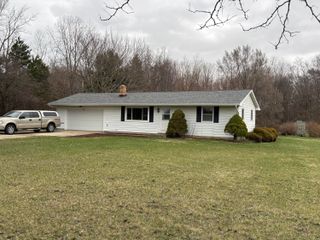 17932 Indian Prairie Road, White Pigeon Twp, MI 49099