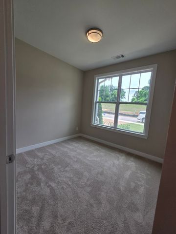 115 LIVE OAK CV, Oakland, TN 38060