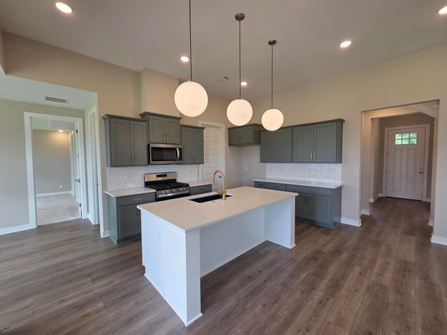 115 LIVE OAK CV, Oakland, TN 38060