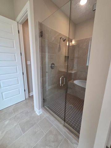 115 LIVE OAK CV, Oakland, TN 38060