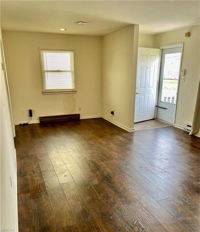 1119 N Mallory ST, Hampton, VA 23663