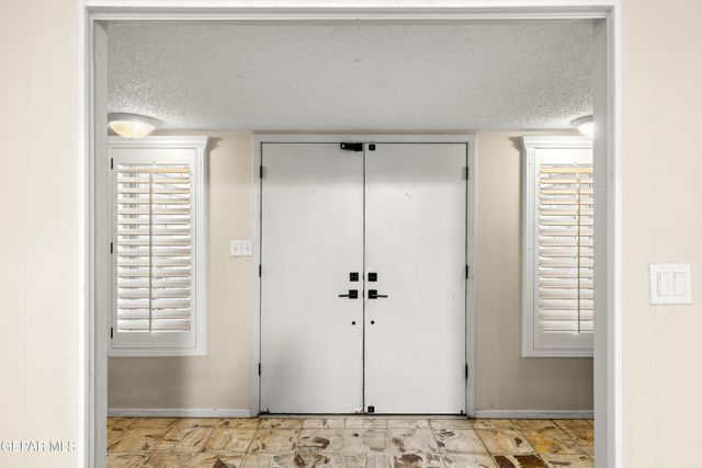 6968 GRANERO Drive, El Paso, TX 79912