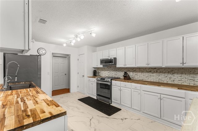 44 Plantation Court, Rincon, GA 31326