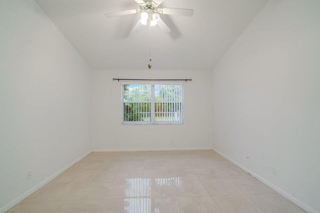 6209 Pond Tree Court, Greenacres, FL 33463