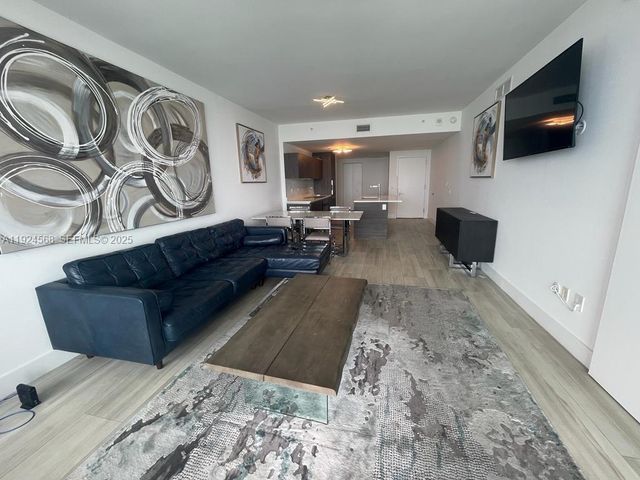 3131 NE 7th Ave 3802, Miami, FL 33137