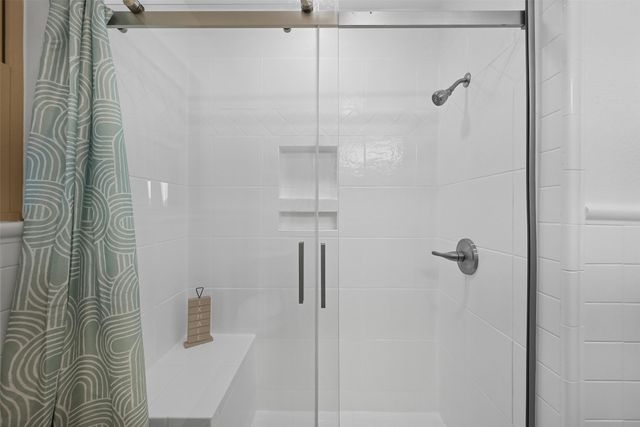 5000 Highpoint Parkway, Burleson, TX 76028