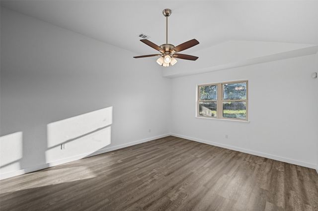 5000 Highpoint Parkway, Burleson, TX 76028