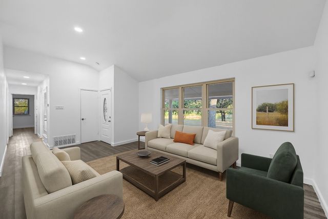 5000 Highpoint Parkway, Burleson, TX 76028