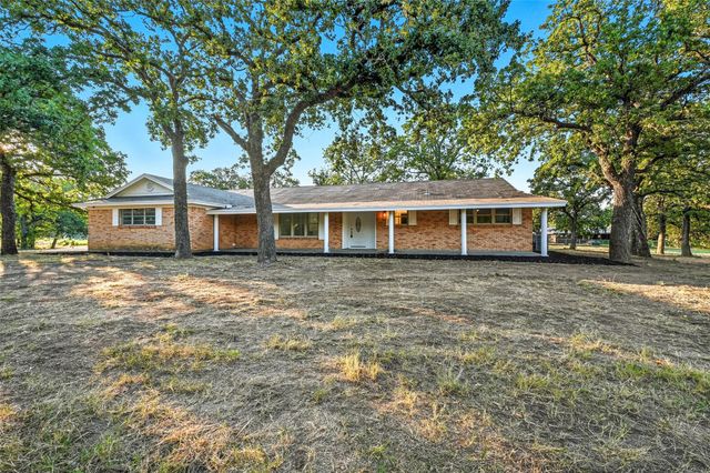 5000 Highpoint Parkway, Burleson, TX 76028