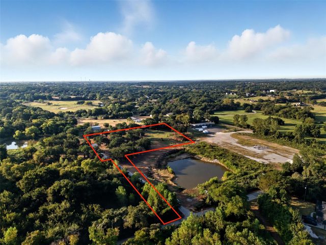 5000 Highpoint Parkway, Burleson, TX 76028