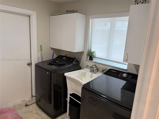 6951 W Wedgewood Ave 0, Davie, FL 33331