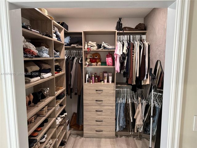 6951 W Wedgewood Ave 0, Davie, FL 33331