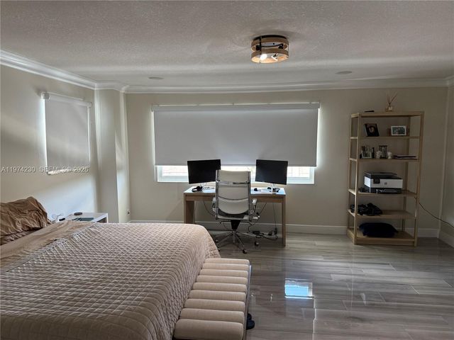 6951 W Wedgewood Ave 0, Davie, FL 33331