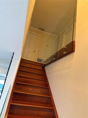 6951 W Wedgewood Ave 0, Davie, FL 33331