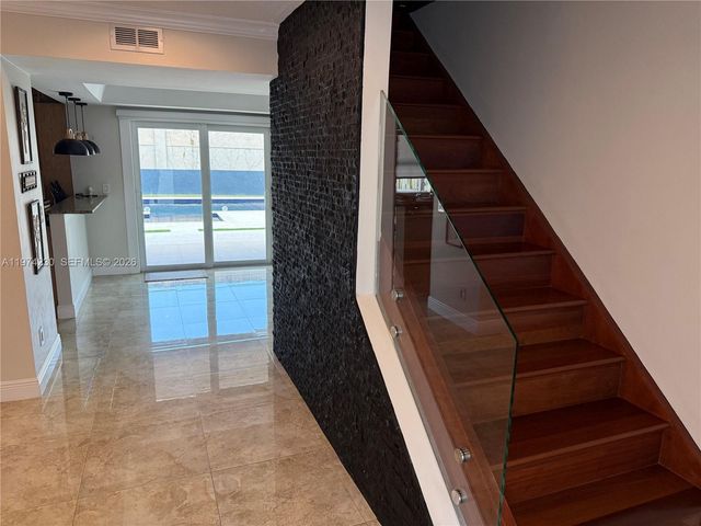 6951 W Wedgewood Ave 0, Davie, FL 33331