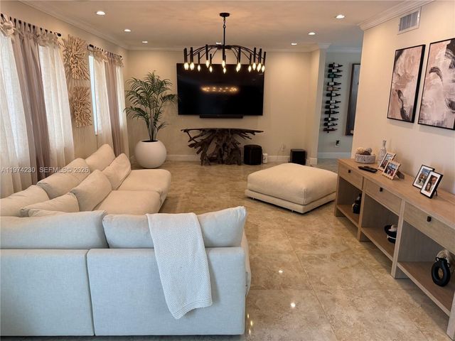 6951 W Wedgewood Ave 0, Davie, FL 33331