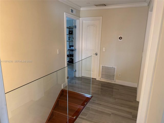 6951 W Wedgewood Ave 0, Davie, FL 33331