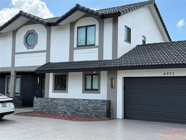 6951 W Wedgewood Ave 0, Davie, FL 33331