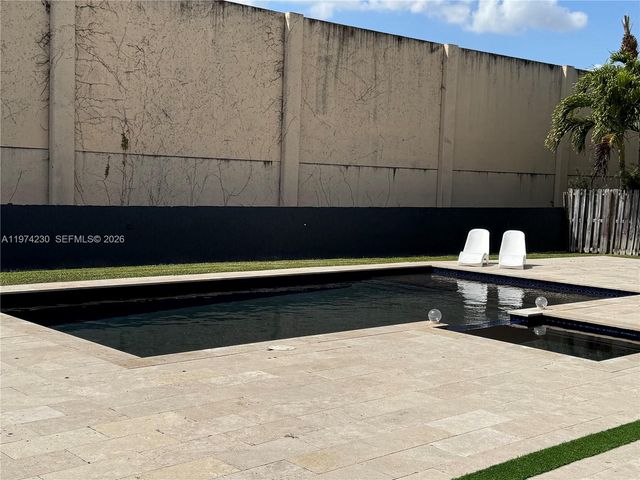 6951 W Wedgewood Ave 0, Davie, FL 33331