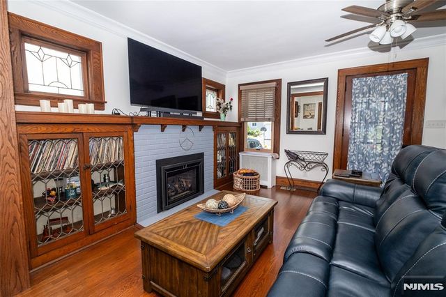 19 Overlook Terrace, Maplewood, NJ 07040