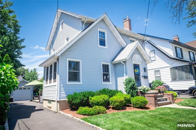 19 Overlook Terrace, Maplewood, NJ 07040