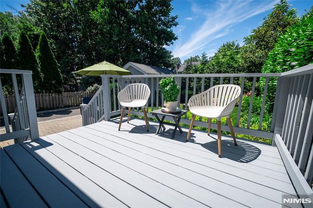 19 Overlook Terrace, Maplewood, NJ 07040