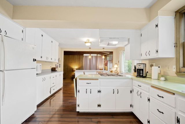 4749 N 75th STREET, Milwaukee, WI 53218