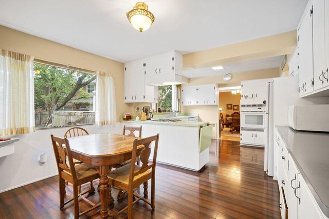 4749 N 75th STREET, Milwaukee, WI 53218