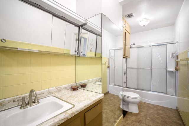 4749 N 75th STREET, Milwaukee, WI 53218