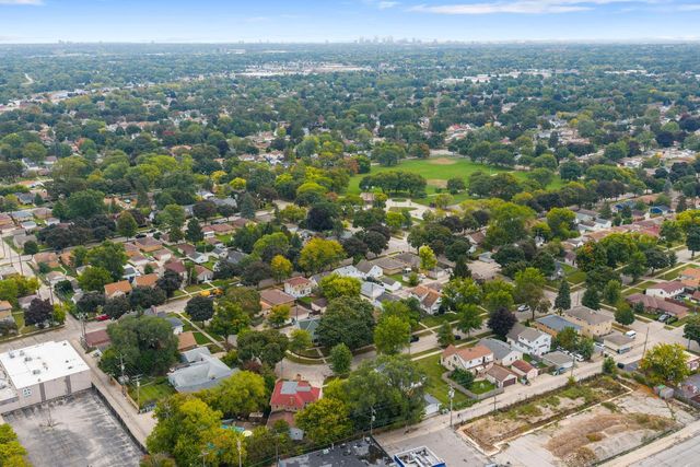 4749 N 75th STREET, Milwaukee, WI 53218