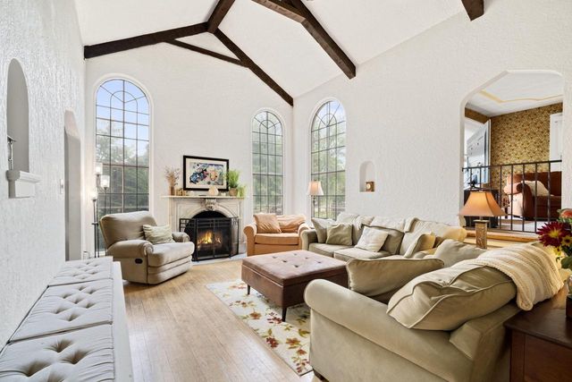 4749 N 75th STREET, Milwaukee, WI 53218