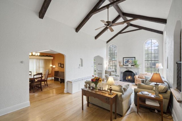 4749 N 75th STREET, Milwaukee, WI 53218