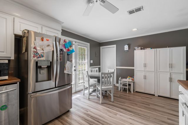 3206 Brookwood Dr., Hattiesburg, MS 39401