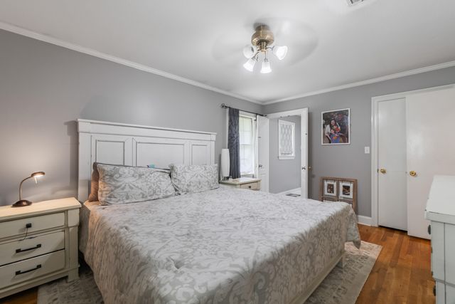 3206 Brookwood Dr., Hattiesburg, MS 39401