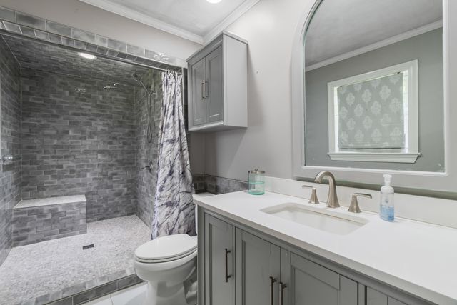 3206 Brookwood Dr., Hattiesburg, MS 39401