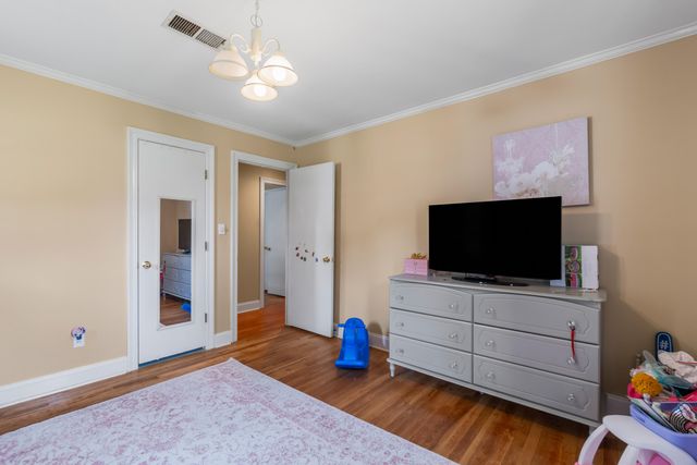 3206 Brookwood Dr., Hattiesburg, MS 39401