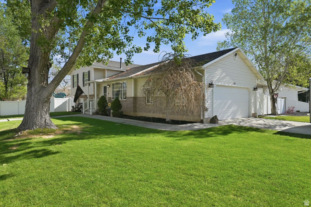 Image 3 of property listing at 415 E 400 N, Santaquin, UT 84655