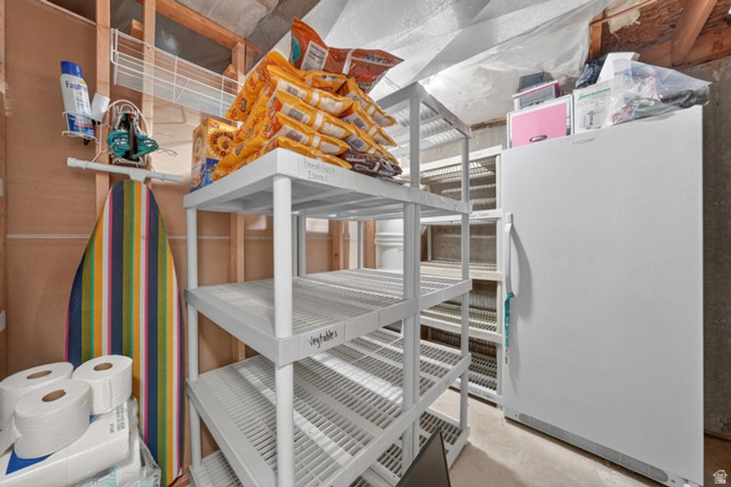 Image 26 of property listing at 415 E 400 N, Santaquin, UT 84655