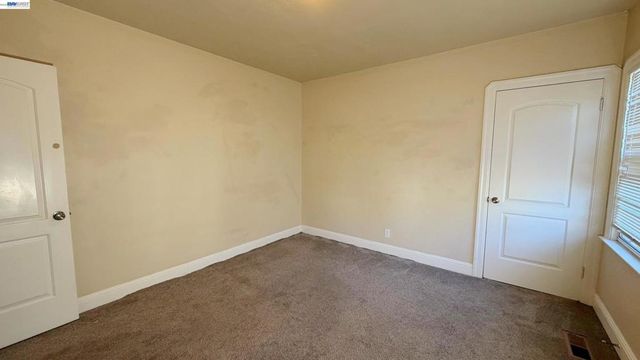 7 Howard Ave, Vallejo, CA 94590