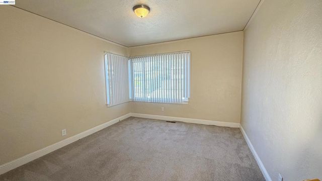 7 Howard Ave, Vallejo, CA 94590