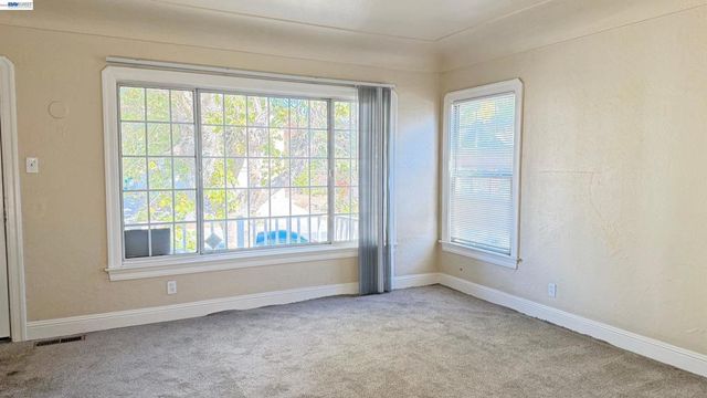 7 Howard Ave, Vallejo, CA 94590