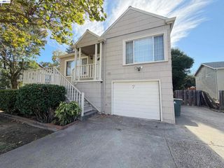 7 Howard Ave, Vallejo, CA 94590