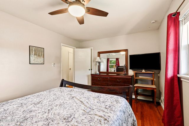 26 Newport Drive, Howell, NJ 07731