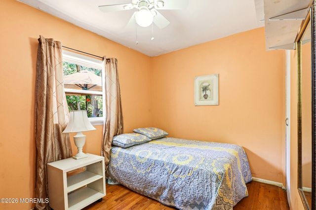 26 Newport Drive, Howell, NJ 07731