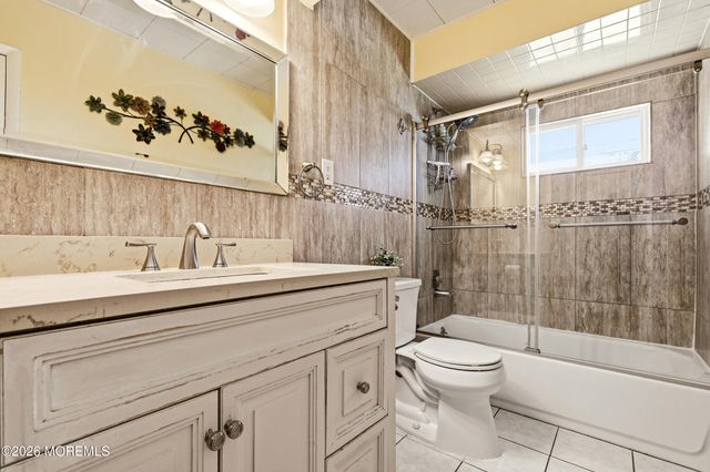 26 Newport Drive, Howell, NJ 07731
