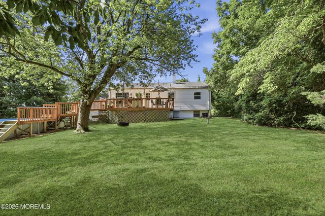 26 Newport Drive, Howell, NJ 07731