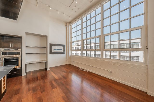 2600 W 7th Street 2816, Fort Worth, TX 76107