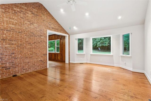 101 Lakeshead DR, Williamsburg, VA 23185