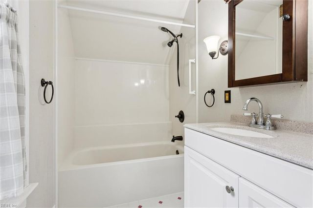 101 Lakeshead DR, Williamsburg, VA 23185